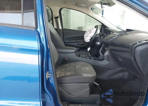 2017 Ford Escape S z USA, uszkodzony, nr VIN 1FMCU0F71HUE86078